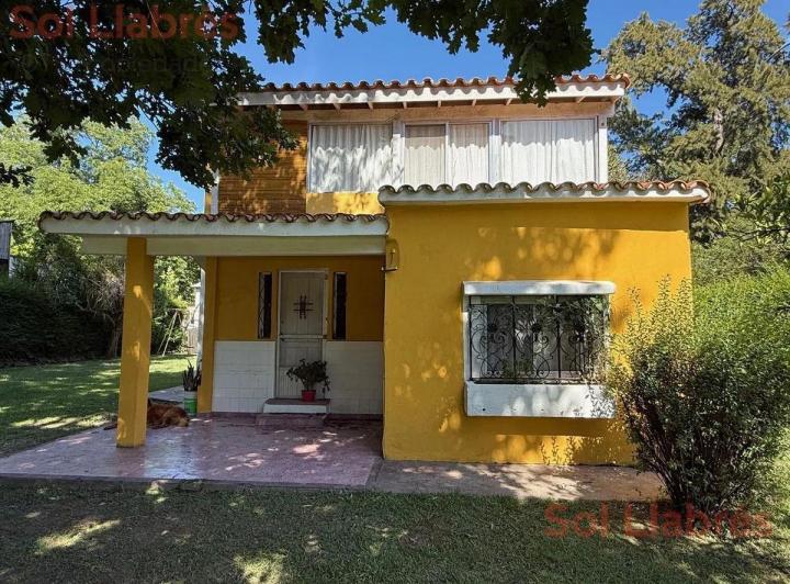 Casa · 90m² · 5 Ambientes