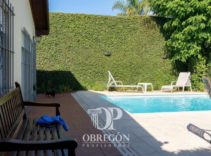 Casa · 135m² · 4 Ambientes · 1 Cochera