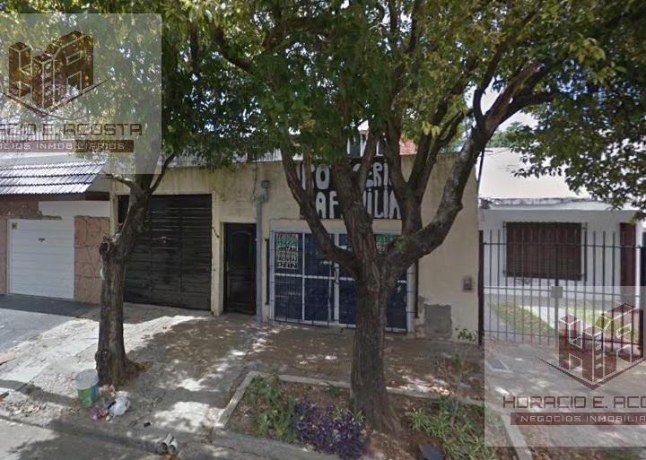 Casa · 260m² · 5 Ambientes · 3 Cocheras