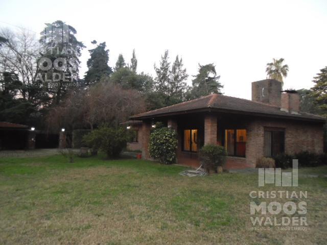 Casa · 250m² · 4 Ambientes · 1 Cochera