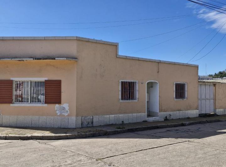 Casa · 140m² · 3 Ambientes · 1 Cochera