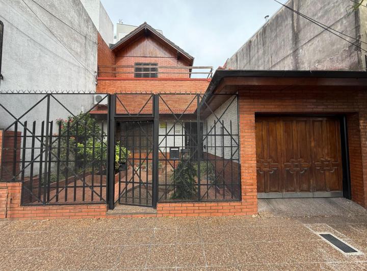 Casa · 100m² · 3 Ambientes · 1 Cochera