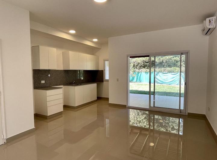 Casa · 110m² · 4 Ambientes · 2 Cocheras
