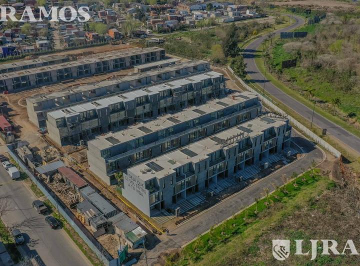 Casa · 127m² · 4 Ambientes · 1 Cochera