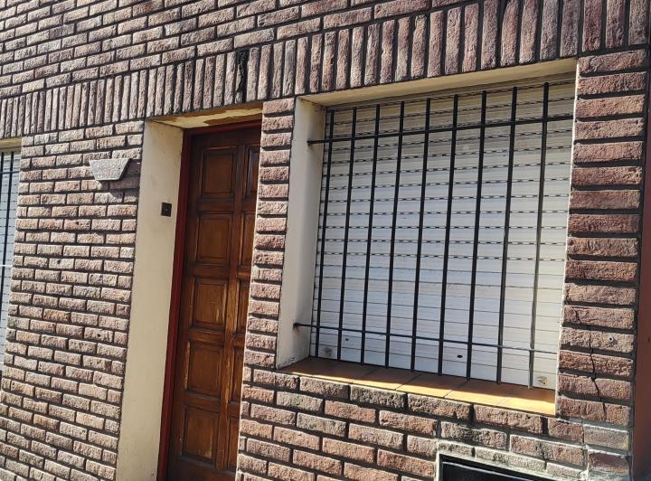 Casa · 320m² · 3 Ambientes · 1 Cochera