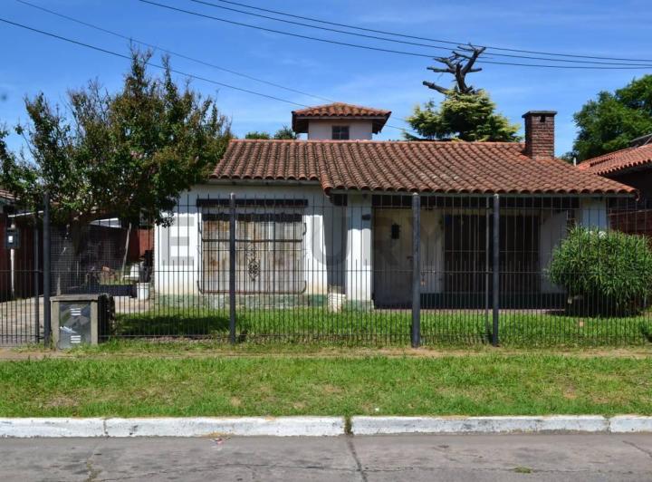 Casa · 85m² · 4 Ambientes · 1 Cochera