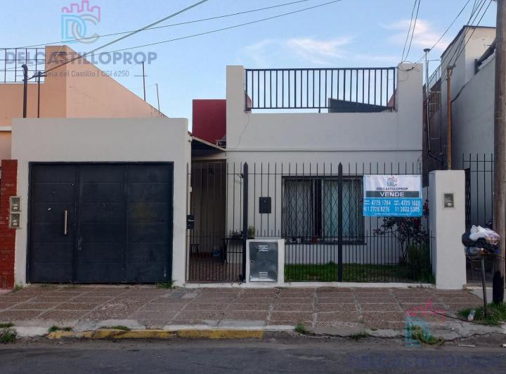 Casa · 131m² · 4 Ambientes · 1 Cochera