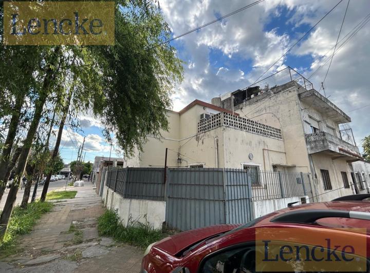 Casa · 89m² · 3 Ambientes · 1 Cochera