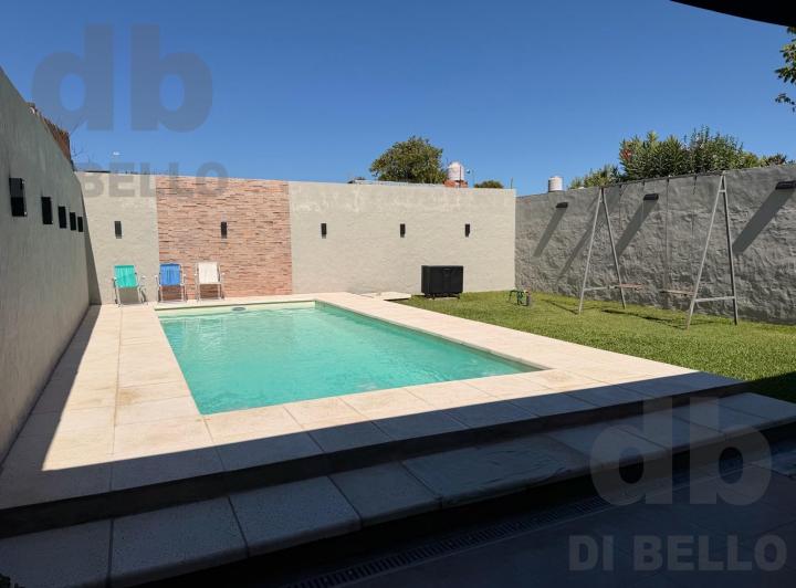 Casa · 197m² · 3 Dormitorios · 1 Cochera
