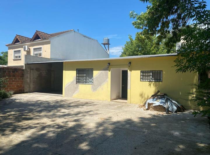 Casa · 123m² · 4 Ambientes · 2 Cocheras