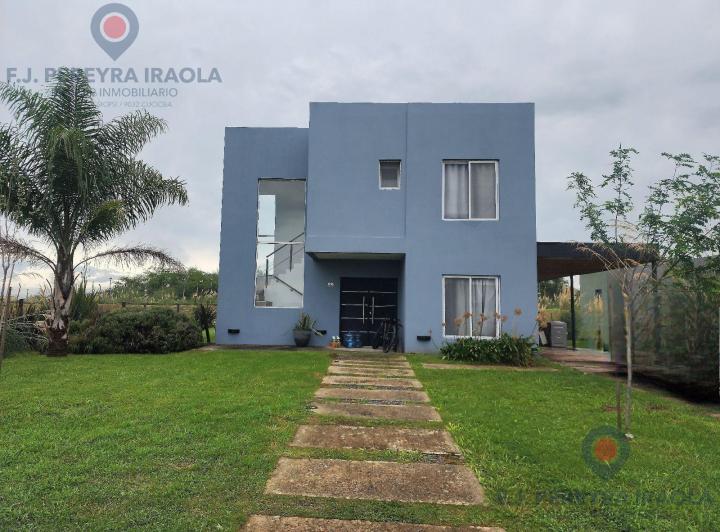 Casa · 140m² · 4 Ambientes · 2 Cocheras