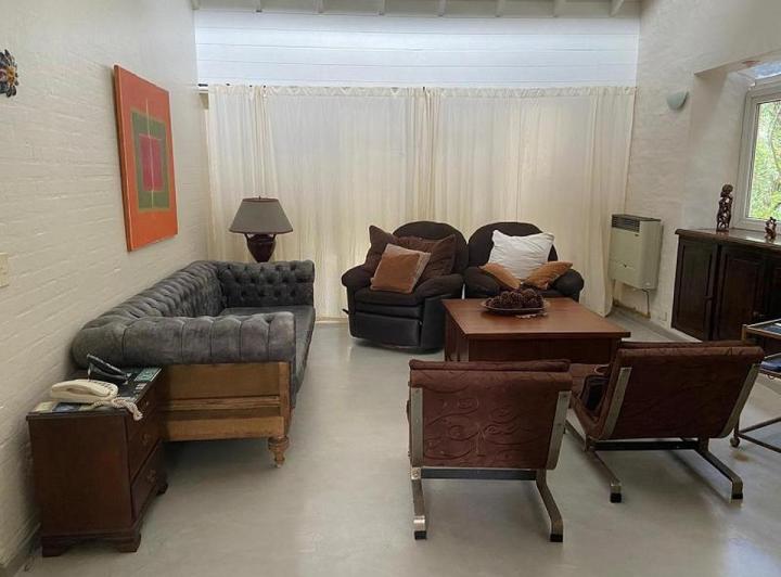 Casa · 175m² · 5 Ambientes · 1 Cochera