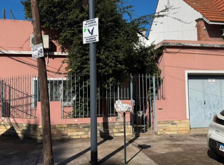 Casa · 140m² · 4 Ambientes · 1 Cochera
