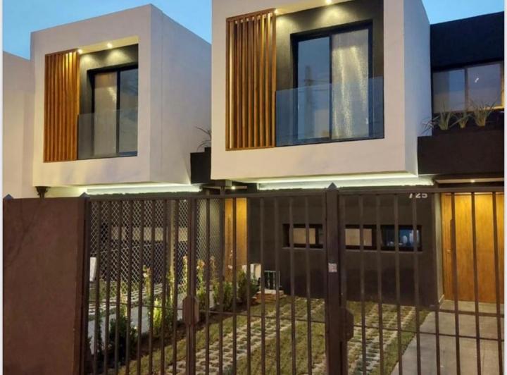 Casa · 122m² · 3 Ambientes · 1 Cochera