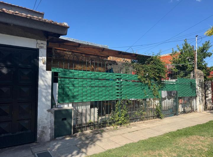 Casa · 170m² · 5 Ambientes · 1 Cochera