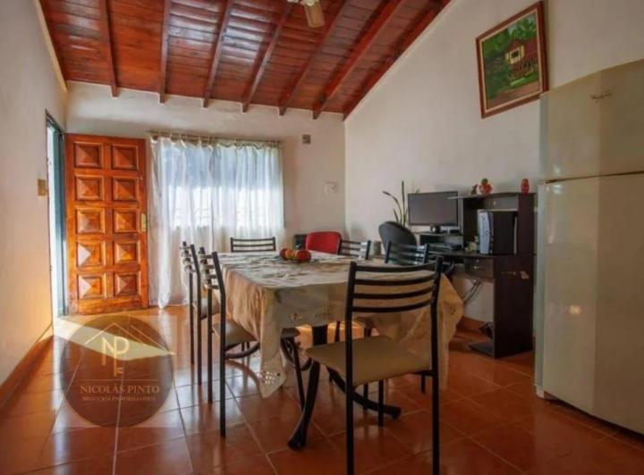 Casa · 100m² · 3 Ambientes · 1 Cochera