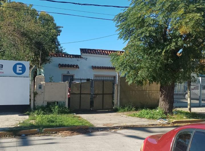 Casa · 63m² · 3 Ambientes · 1 Cochera