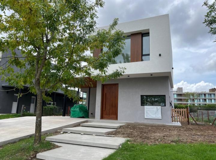 Casa · 188m² · 6 Ambientes