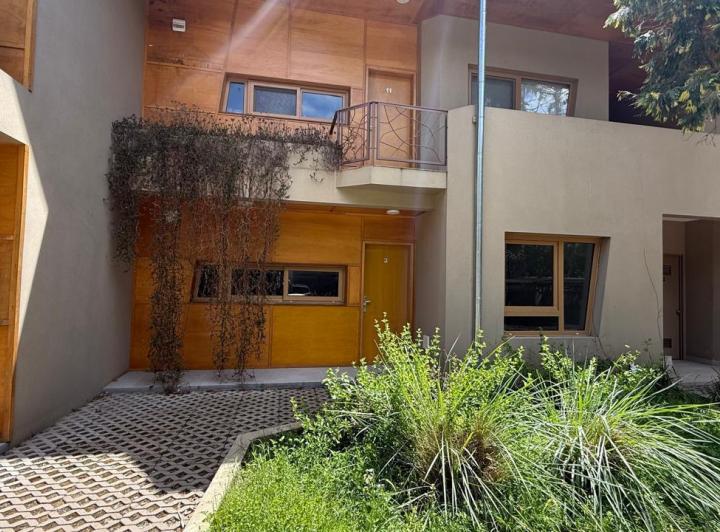 Casa · 70m² · 3 Ambientes · 1 Cochera