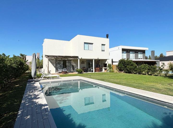 Casa · 174m² · 5 Ambientes