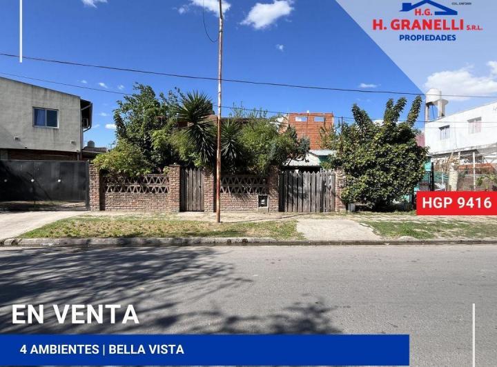 Casa · 77m² · 4 Ambientes · 1 Cochera