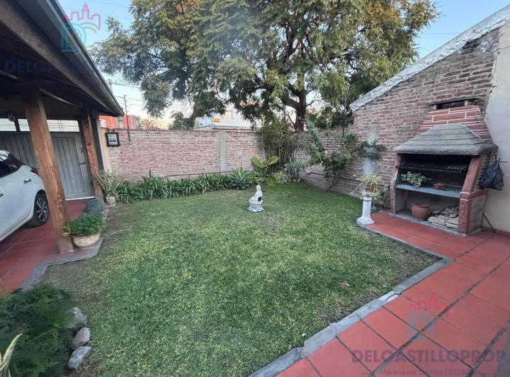 Casa · 80m² · 3 Ambientes · 1 Cochera