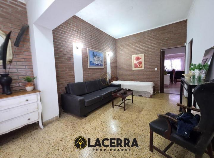 Casa · 106m² · 3 Ambientes · 2 Cocheras