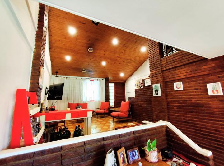 Casa · 165m² · 4 Ambientes · 2 Cocheras