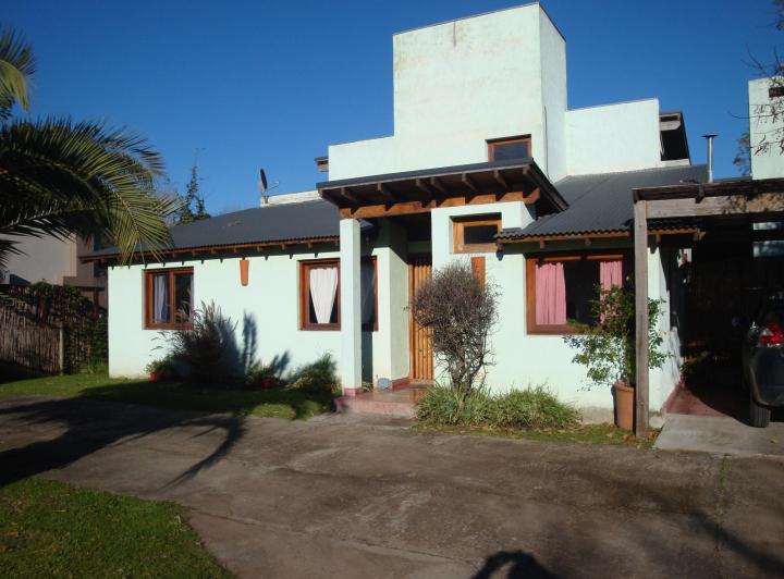 Casa · 158m² · 6 Ambientes · 3 Cocheras