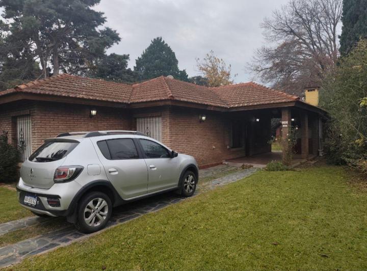 Casa · 108m² · 5 Ambientes · 1 Cochera
