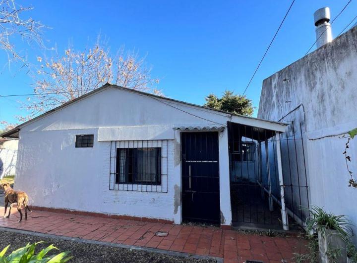 Casa · 100m² · 4 Ambientes · 3 Cocheras