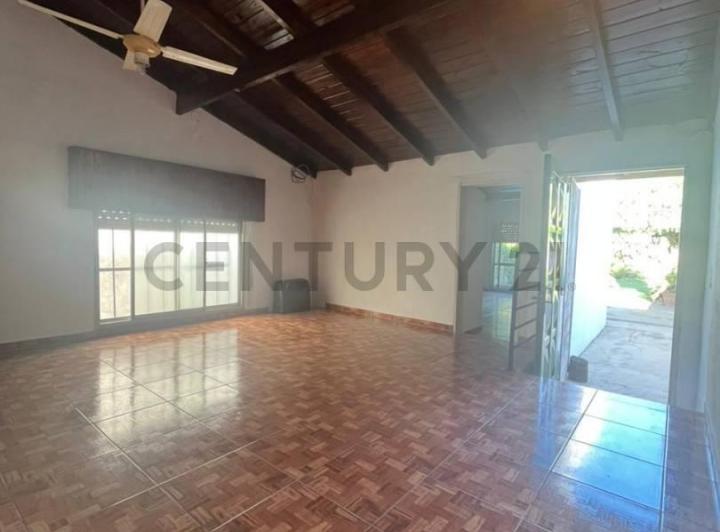 Casa · 87m² · 4 Ambientes · 3 Cocheras