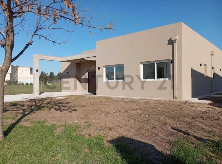 Casa · 160m² · 5 Ambientes · 3 Cocheras