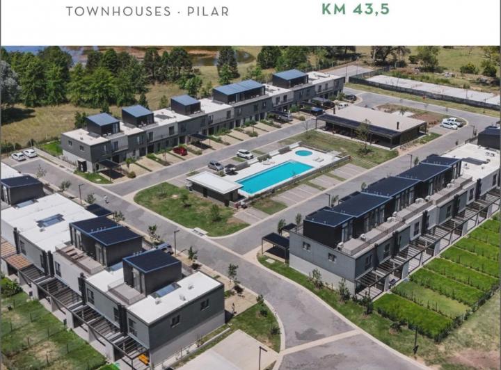 Casa · 124m² · 4 Ambientes · 2 Cocheras