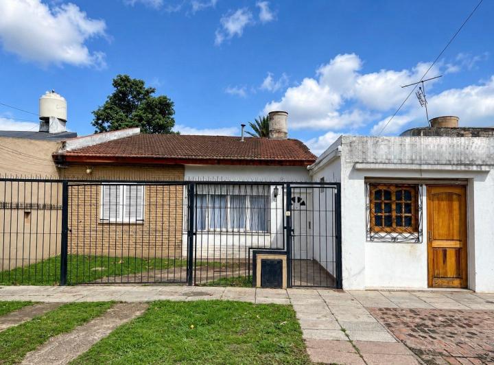 Casa · 161m² · 6 Ambientes · 1 Cochera