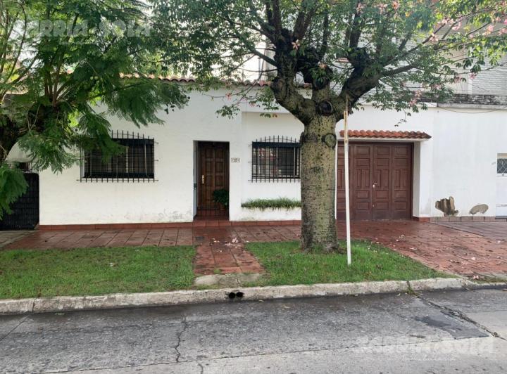 Casa · 154m² · 4 Ambientes · 1 Cochera