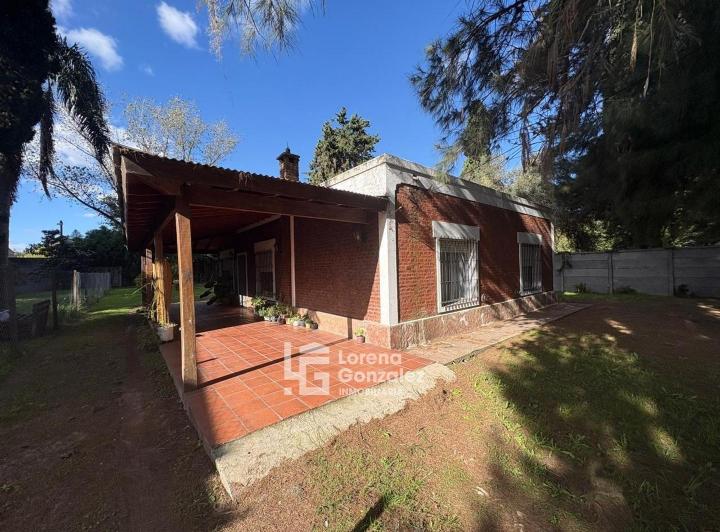 Casa · 222m² · 4 Ambientes · 4 Cocheras