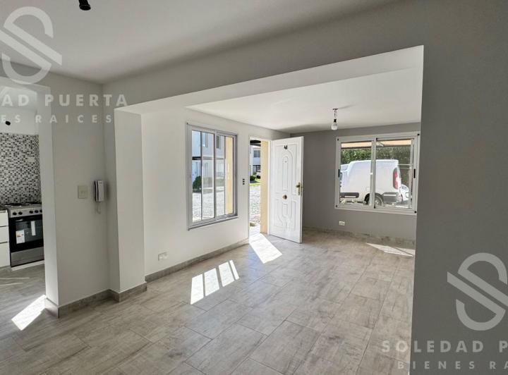 Casa · 80m² · 3 Ambientes · 1 Cochera