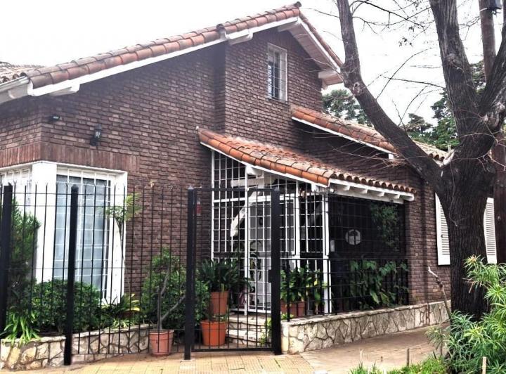 Casa · 173m² · 2 Dormitorios · 1 Cochera