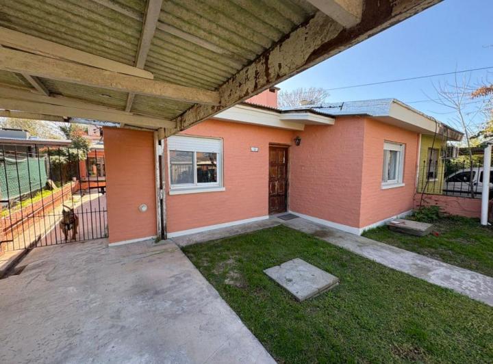Casa · 136m² · 5 Ambientes · 1 Cochera