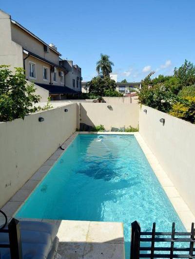 Casa · 127m² · 5 Ambientes · 2 Cocheras