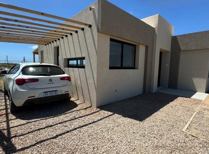 Casa · 145m² · 4 Ambientes · 1 Cochera