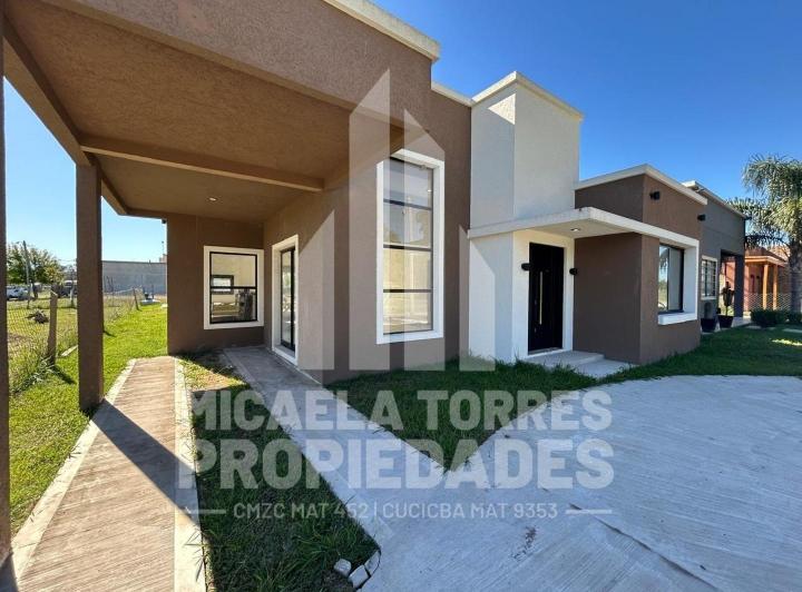 Casa · 120m² · 3 Ambientes · 4 Cocheras