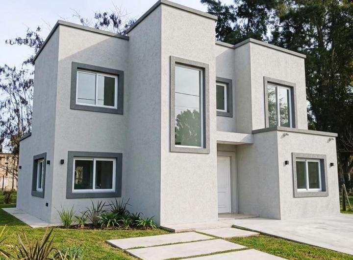 Casa · 140m² · 5 Ambientes · 1 Cochera