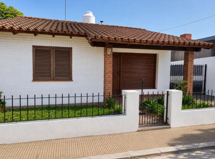 Casa · 62m² · 4 Ambientes · 1 Cochera