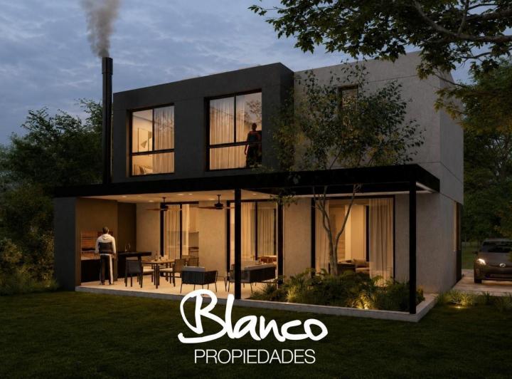 Casa · 149m² · 4 Ambientes · 2 Cocheras