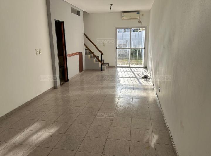 Casa · 64m² · 3 Ambientes · 1 Cochera