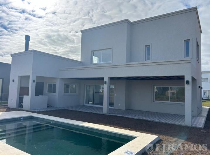 Casa · 168m² · 4 Ambientes