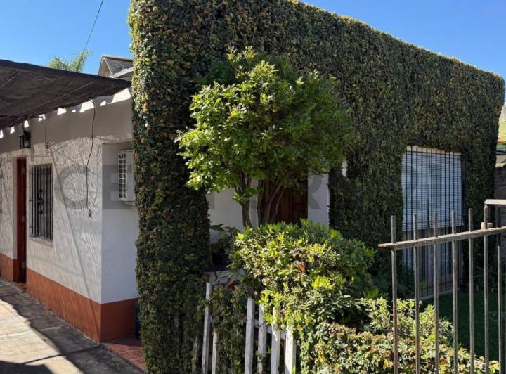 Casa · 79m² · 3 Ambientes · 1 Cochera