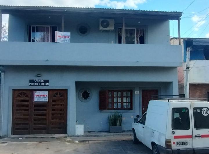 Casa · 140m² · 4 Ambientes · 1 Cochera